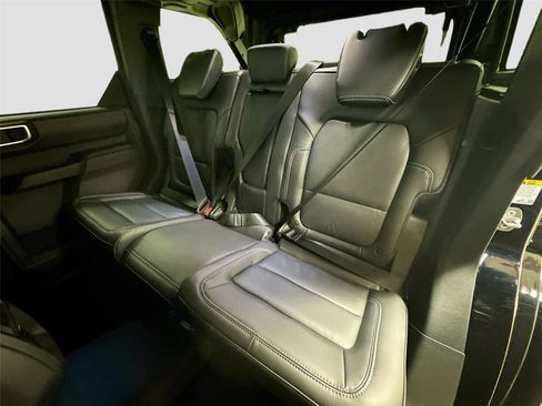 New 2026 Ford Bronco Outer Banks image 23