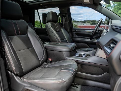 Used 2021 Chevrolet Tahoe RST w/ Luxury Package RWD image 33