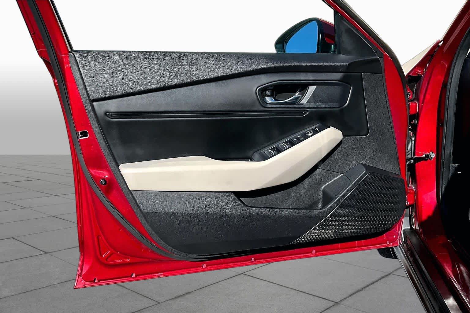 Used 2023 Honda Accord EX image 21