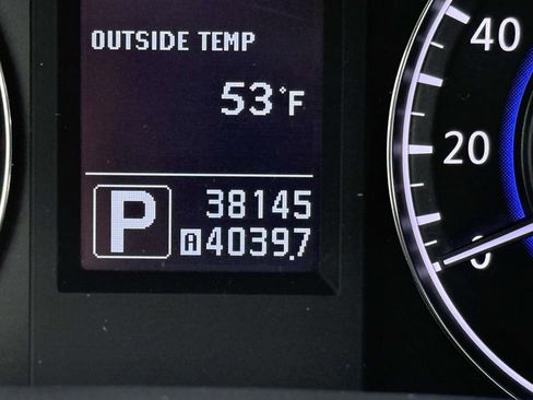 Used 2015 INFINITI Q40 AWD w/ Navigation Package image 30