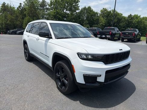 Used 2025 Jeep Grand Cherokee L Limited w/ Luxury Tech Group II AWD/4WD image 1