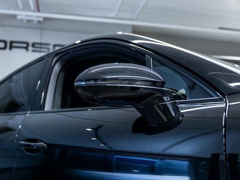 Certified 2025 Porsche Cayenne GTS image 18