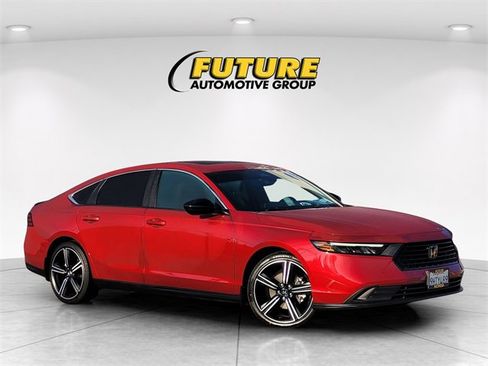 Used 2023 Honda Accord Sport image 1