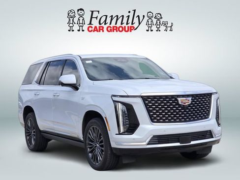 Used 2026 Cadillac Escalade Luxury w/ Touring Package AWD/4WD image 2