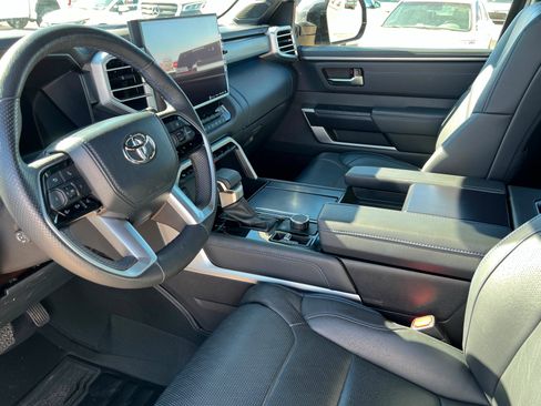 Used 2024 Toyota Tundra Platinum AWD/4WD image 16