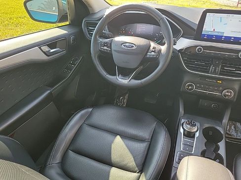 Used 2020 Ford Escape SEL image 8