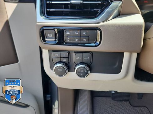 New 2026 GMC Yukon XL Denali AWD/4WD image 22
