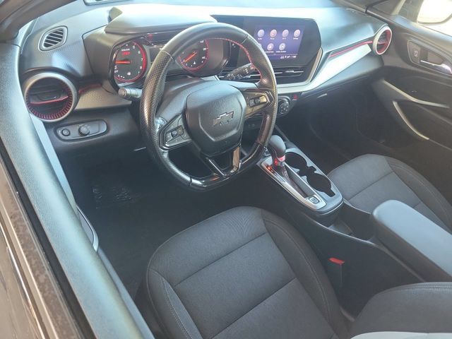 Used 2024 Chevrolet Trax RS FWD image 6