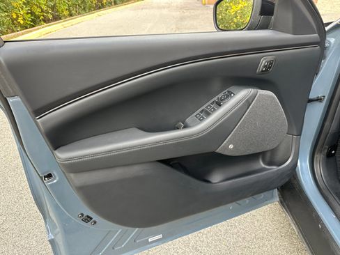 Used 2024 Ford Mustang Mach-E Premium image 29