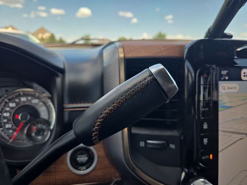 Used 2022 RAM 2500 Limited AWD/4WD image 29