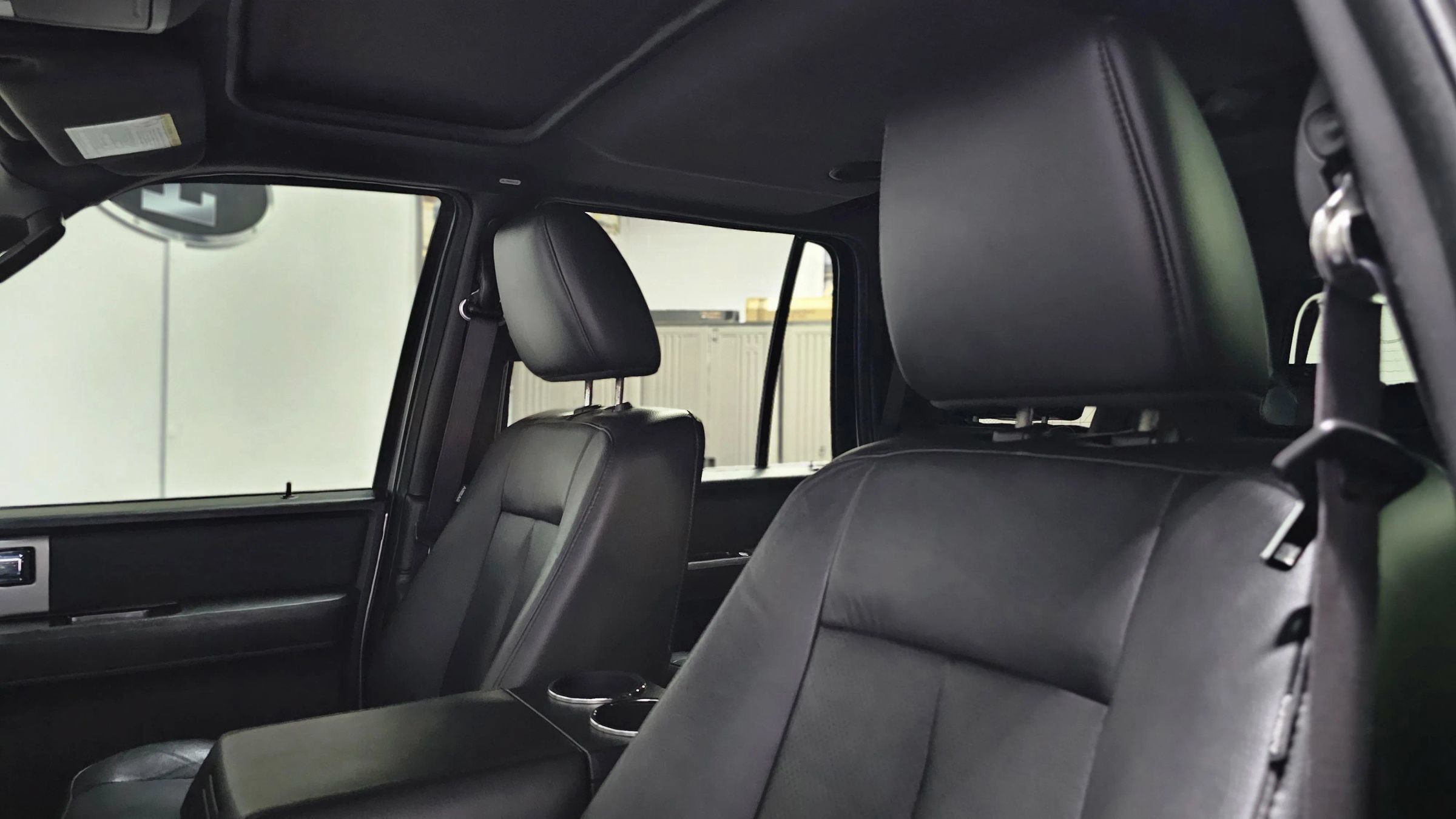 Used 2014 Ford Expedition Limited w/ Equipment Group 301A RWD image 31