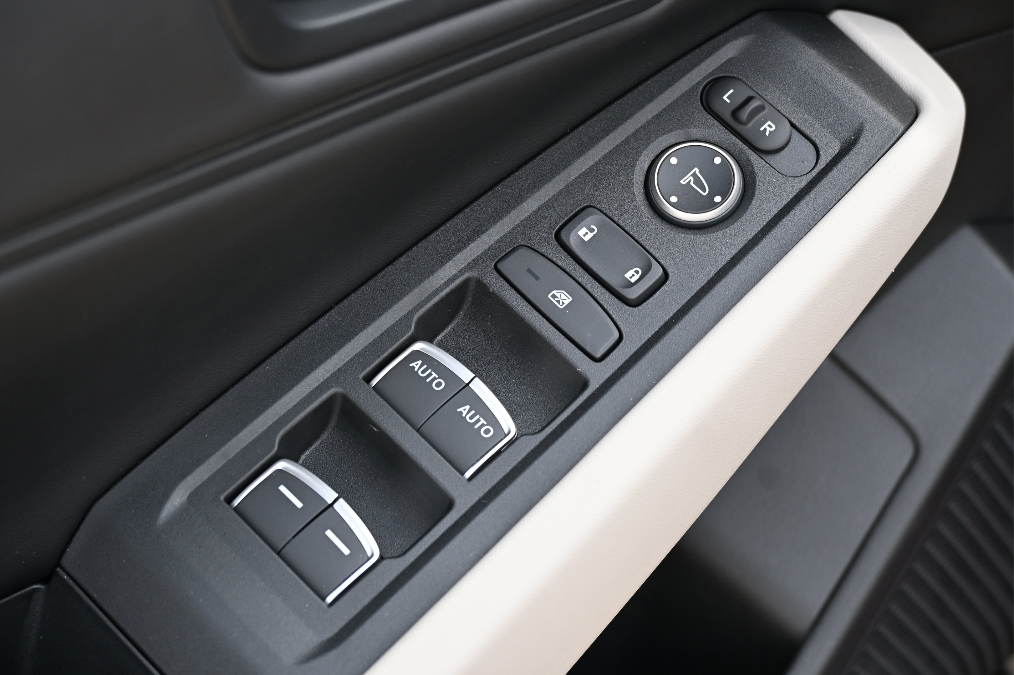 Used 2026 Honda Accord SE image 16