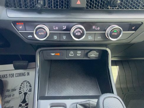 Used 2025 Honda CR-V EX image 25