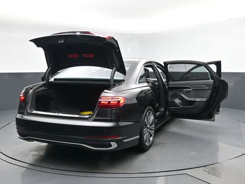 Used 2022 Audi A8 L 3.0T w/ Executive Package image 30