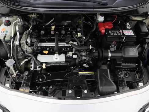 Used 2025 Nissan Versa SV w/ Trunk Package image 36