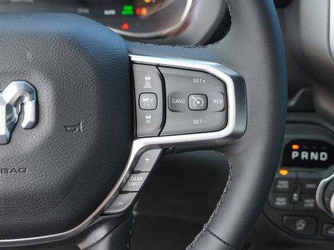 New 2026 RAM 1500 4x4 Crew Cab image 25