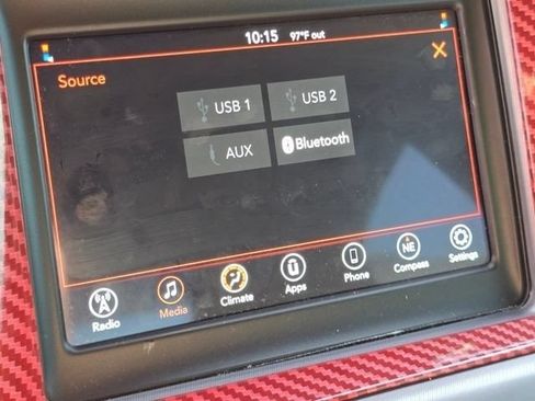 Used 2022 Dodge Charger SXT RWD image 9