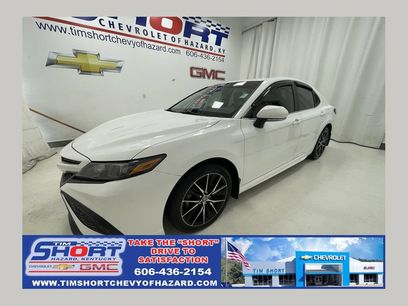 Used 2022 Toyota Camry SE w/ Convenience Package