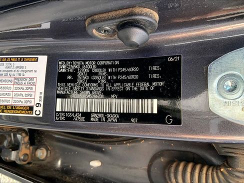 Used 2021 Toyota 4Runner Limited image 37