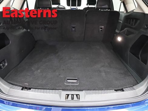 Used 2021 Ford Edge SEL AWD/4WD image 9