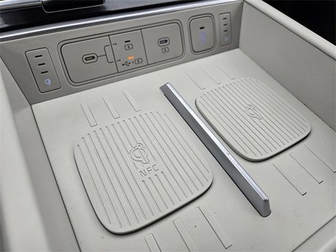 Certified 2025 Hyundai Santa Fe Calligraphy image 35