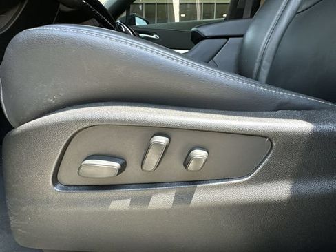 Certified 2023 Cadillac XT4 Premium Luxury FWD image 20