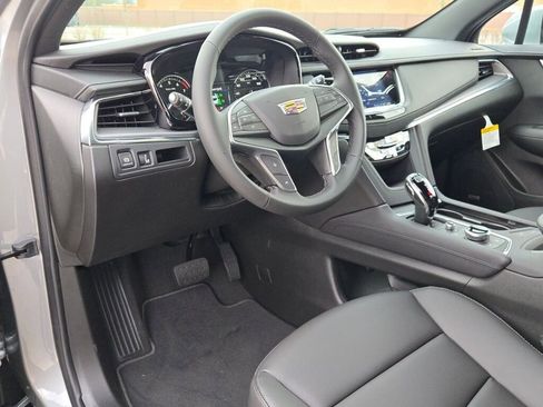 New 2026 Cadillac XT5 Luxury image 23