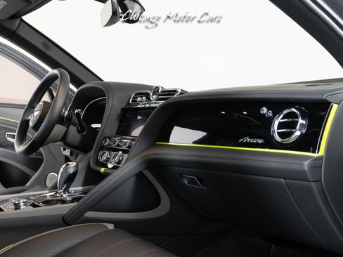 Used 2023 Bentley Bentayga Extended Wheelbase image 36