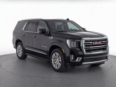 Used 2022 GMC Yukon XL SLT w/ SLT Premium Package