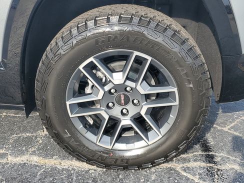 New 2026 GMC Terrain AT4 image 7