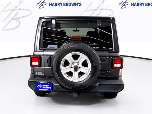 Used 2022 Jeep Wrangler Sport AWD/4WD image 27