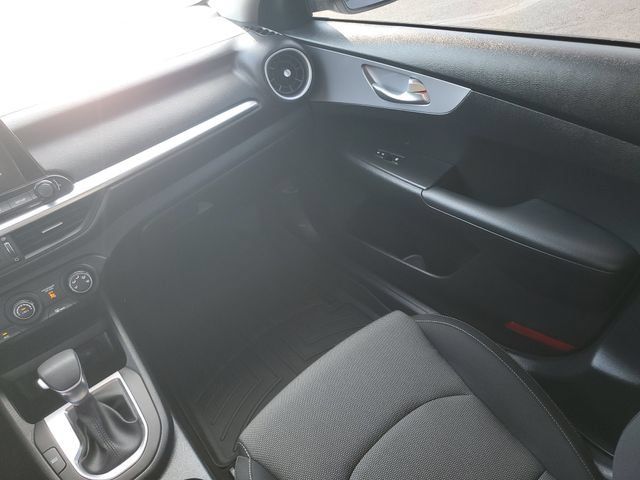 Used 2024 Kia Forte LXS w/ LXS Technology Package FWD image 14