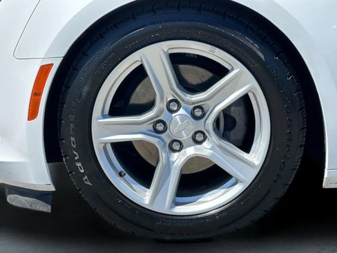 Used 2017 Chevrolet Camaro LT RWD image 24