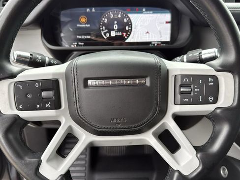 Used 2020 Land Rover Defender 110 First Edition image 14