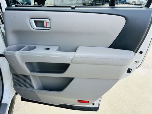 Used 2015 Honda Pilot Touring image 28