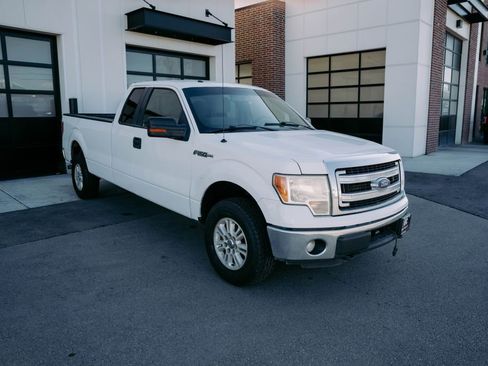 Used 2014 Ford F150 XLT w/ Equipment Group 301A Mid image 9