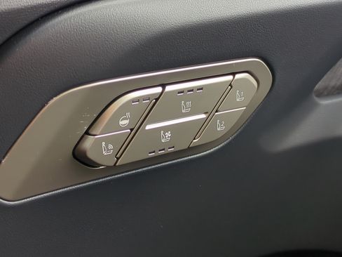 Used 2027 Kia Telluride SX Prestige AWD/4WD image 22