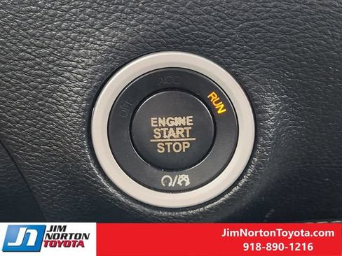 Used 2017 Dodge Challenger GT w/ GT Interior Package AWD/4WD image 22