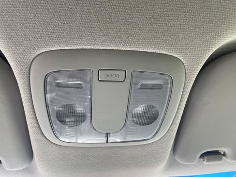 Used 2012 Kia Soul + FWD image 3