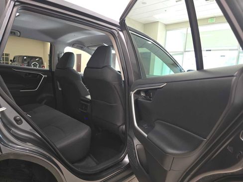 Certified 2023 Toyota RAV4 LE AWD/4WD image 25