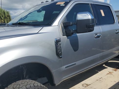 Used 2022 Ford F350 Platinum w/ Snow Plow Prep Package AWD/4WD image 3