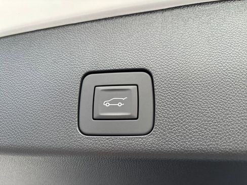 New 2026 Buick Encore GX Avenir w/ Avenir Technology Package image 41