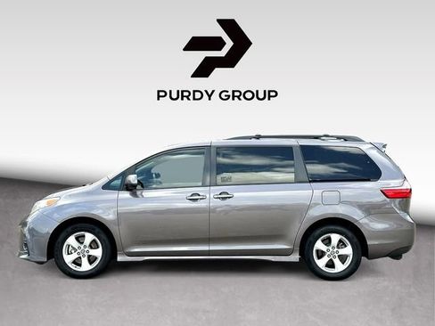 Used 2020 Toyota Sienna LE FWD image 5