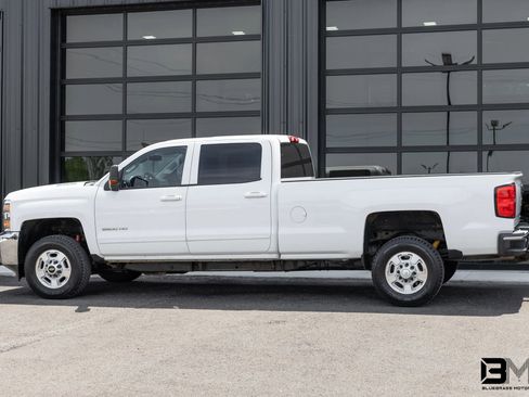 Used 2015 Chevrolet Silverado 2500 LT w/ Z71 Package, Off-Road AWD/4WD image 5