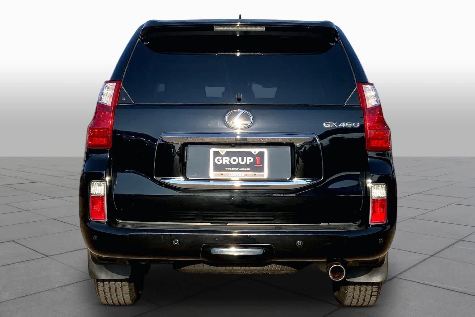 Used 2011 Lexus GX 460 w/ Comfort Plus Pkg AWD/4WD image 4