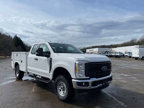 New 2026 Ford F350 XL w/ XL Off-Road Package image 7