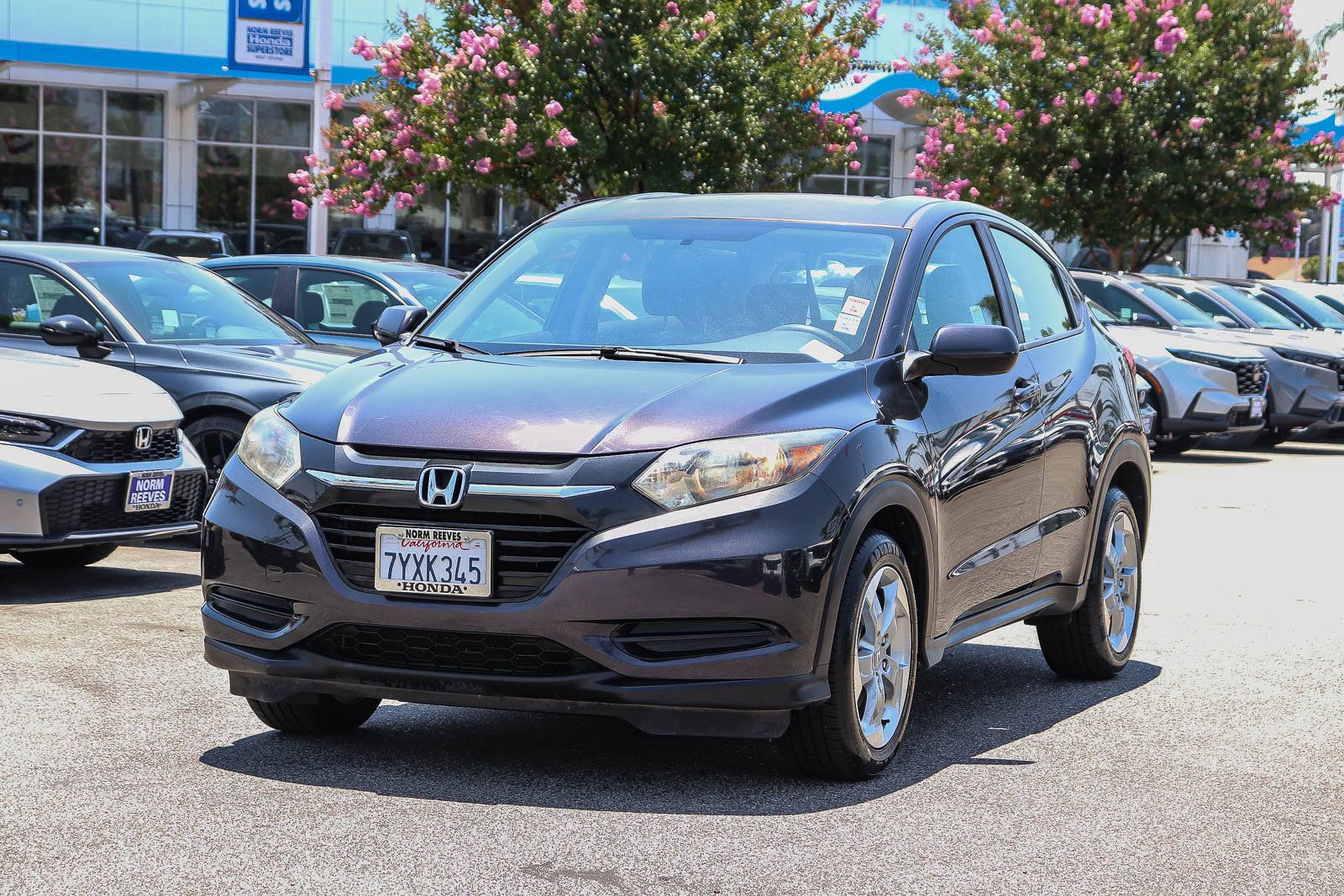 Used 2017 Honda HR-V LX image 3