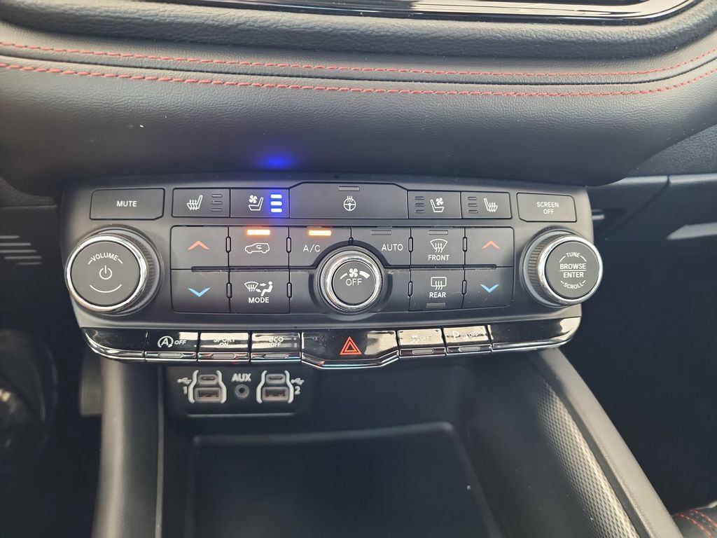 Used 2024 Dodge Durango GT AWD/4WD image 27