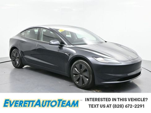Used 2025 Tesla Model 3 Long Range RWD image 1