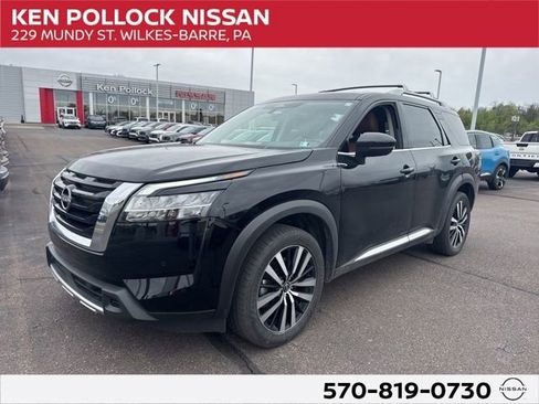Certified 2023 Nissan Pathfinder Platinum AWD/4WD image 1
